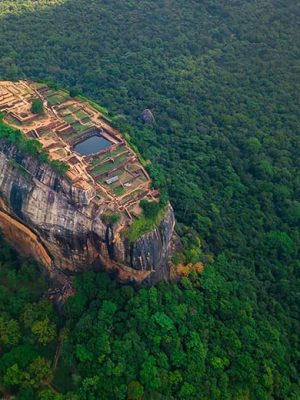 LSL_Cropped_Sigiriya_Rock_Fortress_800x520